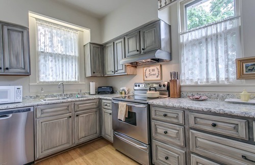 Franklin Apartment | Historic Home Just Steps from Downtown Franklin, TN