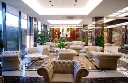 Makhachkala Hotel | Guest Rated 9/10 at 1000 i 1 Noch Hotel with Hot Tub