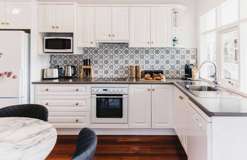 Ferny Creek Bed & Breakfast | Unforgettable Stay near the 1000 Steps & Dandenong Ranges