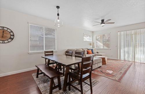 Coeur d'Alene House | Discover Comfort at 1009 C Street with Family-Friendly Amenities