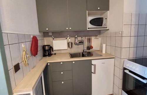Mont-de-Lans Apartment | Convenient Ski Access and Family-Friendly Amenities in Les 2 Alpes