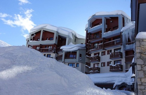 Tignes Apartment | 100m from ski slopes, 3rd floor, terrace, balcony, tv, ski locker, 29m², Tignes