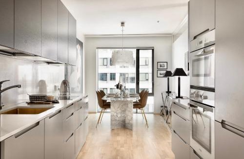 Kallio Apartment | Elite Skyscraper Apartment with Breathtaking Helsinki Views