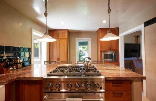 Northeast Santa Fe House | Pet-Friendly Retreat at 101 Llano Largo - Rated 9/10!