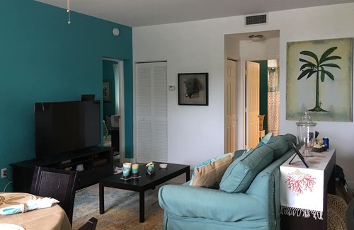 Alice Town House | Steps to Bimini Blue Water with Oceanfront Views