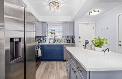 Fort Myers Beach Condo | Beach Villas #102: Oceanfront Condo with Pool & Spa