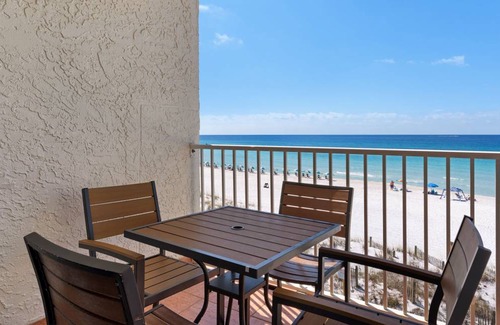 Seagrove Beach Apartment | 102 m² Apartment ∙ 2 bedrooms ∙ 6 guests