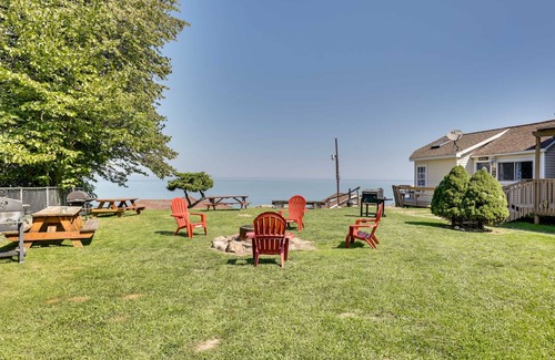 Geneva-on-the-Lake Cottage | 102 m² Cabin ∙ 3 bedrooms ∙ 6 guests