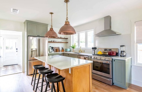 Fairhope House | Unforgettable Stay at 102 the Church St Collection with Pool