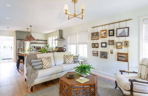Fairhope House | Unforgettable Stay at 102 the Church St Collection with Pool