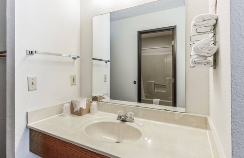 Boulder Junction Condo | 102 Two Queen Room With Easy Access To Bike Trail 1 Bedroom Studio by Redawning