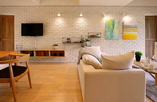 Chino House | Spacious 3-Bedroom House with Kitchen for Up to 5 Guests