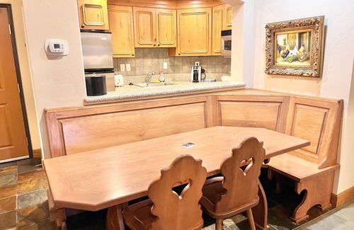Zermatt Villa | Inviting 2B2B Villa at Zermatt Resort near Park City