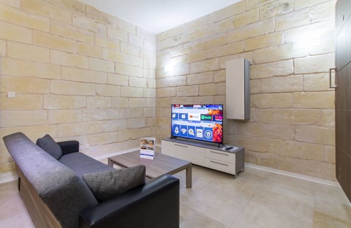 Sliema Villa | 105 m² Villa ∙ 2 bedrooms ∙ 4 guests