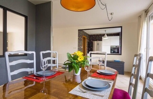 Lipsheim House | Family-Friendly Retreat near Strasbourg with Lake Views