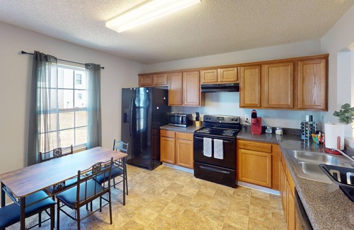 Cartersville House | 106 Middlebrook Dr, Cartersville