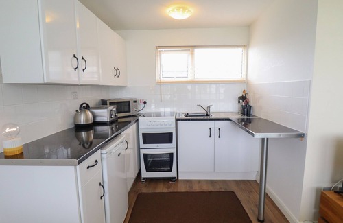 Chapel Saint Leonards Cottage | 107 The Laurels