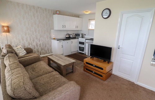 Chapel Saint Leonards Cottage | 107 The Laurels
