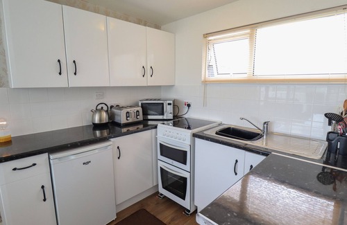 Chapel Saint Leonards Cottage | 107 The Laurels
