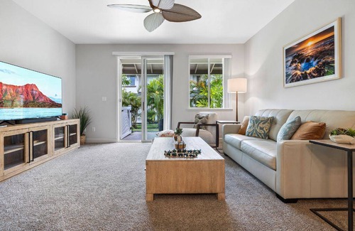 Kapolei Condo | Spacious 3-Bedroom House with Pool and Spa for Families