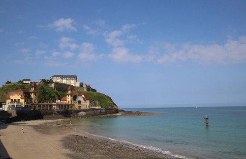 Donville-les-Bains House | 109 m² Gîte ∙ 3 bedrooms ∙ 8 guests