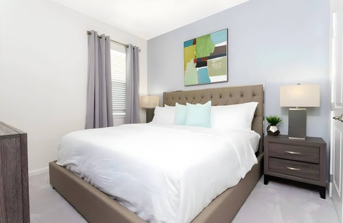 Kissimmee Resort | Beautiful 10BD Bella Vida Home Near Parks with Pool