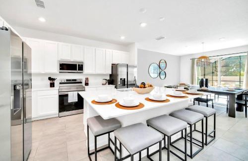 Kissimmee House | Family-Focused Resort Home with Pool & Hot Tub Near Disney