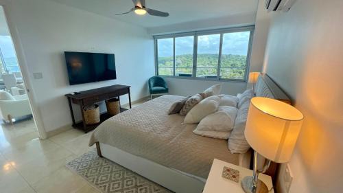Playa Bonita Village Apartment | Highly Rated 2 Bedroom Retreat with Ocean & Jungle Views