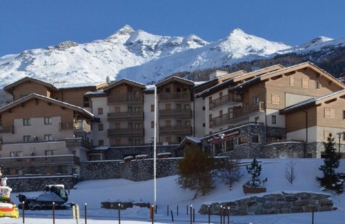 Val Cenis Apartment | Cozy Getaway in Val Cenis with Spa and Ski Locker