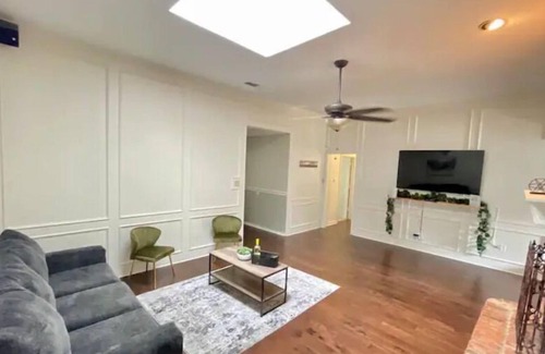 North Arlington House | 10min drive to AT&T Stadium, Globe Life Field, and Six Flags