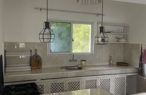 Gede Apartment | Pet-Friendly Retreat Just 10 Minutes from the Beach!