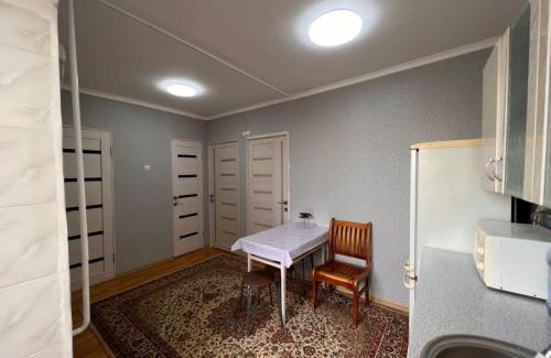Aktau Apartment | Seaside Retreat: Family-Friendly Home with Ocean Views