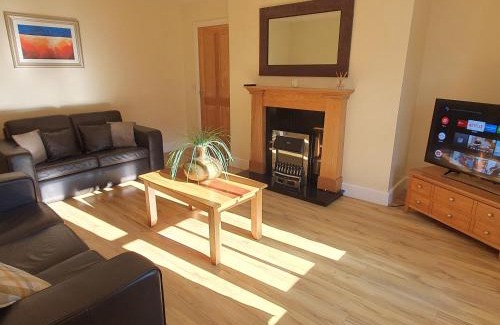 Dungarvan House | Pet-Friendly Retreat at 11 An Seanachai Holiday Homes