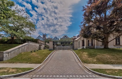 Scranton House | Discover the 11 Bedroom Woolworth Mansion in Scranton