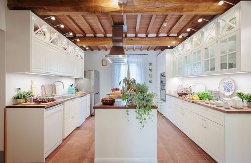 Orentano Villa | Elegant Farmhouse Retreat with Private Pool & Tennis Court