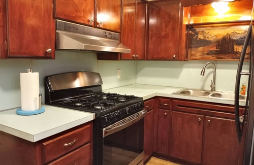 Central Oklahoma City House | Pet-Friendly Stay: 4-BDR Near Airport with Pool & Breakfast