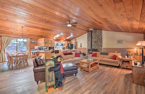 Pollock Pines House | Discover Pollock Pines Resort Cabin near Apple Hill Attractions