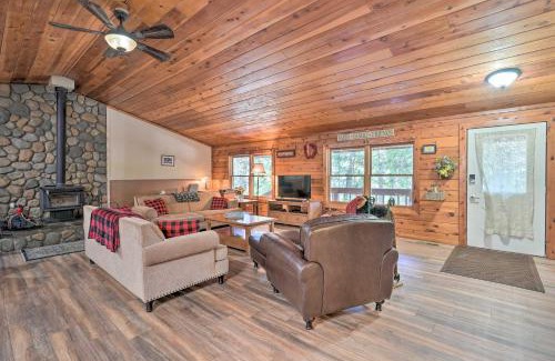 Pollock Pines House | Discover Pollock Pines Resort Cabin near Apple Hill Attractions