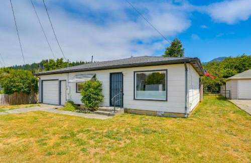 Blue Lake House | 11 Mi to Arcata Bay Home with Garden in Blue Lake!