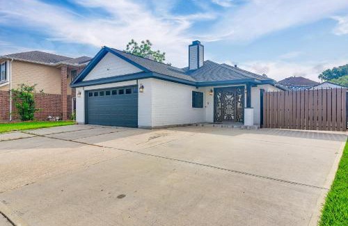 Northeast Houston House | 11 Mi to Dtwn Family Home in Houston!