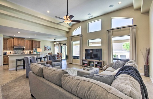 Laveen Village House | Unwind at Laveen Village Getaway with Pool & Spa Access