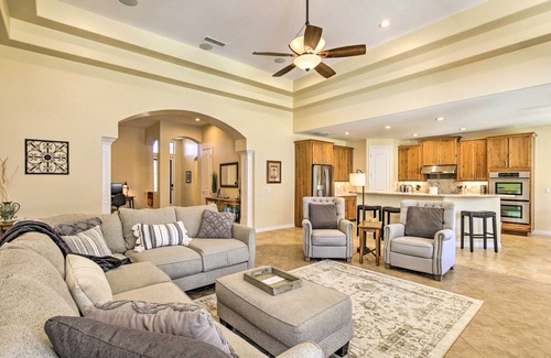Laveen Village House | Unwind at Laveen Village Getaway with Pool & Spa Access