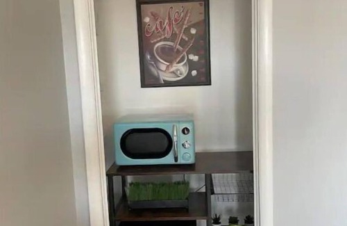 Eiber Apartment | Discover Vintage Charm at 11 Music Room Motel with EV Charging