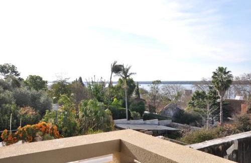 Colon Apartment | Exceptional 11 Peyret Rent Aparts with Hot Tub & Kitchen
