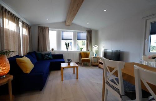 Molkwerum Ski Chalet | Pet-Friendly Oceanfront Retreat at 11-stedenchalet Hindeloopen