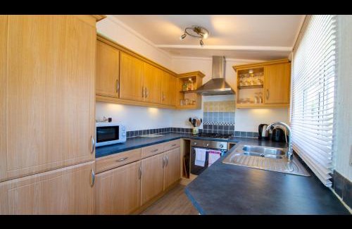 Hastings Resort | Pet-Friendly Retreat at 11 The Oaks - Coghurst Hall