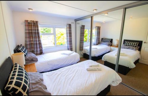 Hastings Resort | Pet-Friendly Retreat at 11 The Oaks - Coghurst Hall