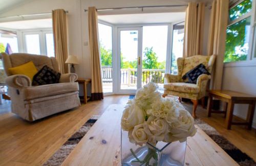 Hastings Resort | Pet-Friendly Retreat at 11 The Oaks - Coghurst Hall