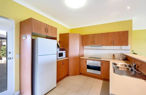 Nangkita House | Exceptional Waterfront Retreat at 11 Vesta Dve - Rated 9.8