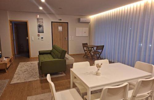 Ofir House | Spacious 2-Bedroom House with Pool for Family Getaways